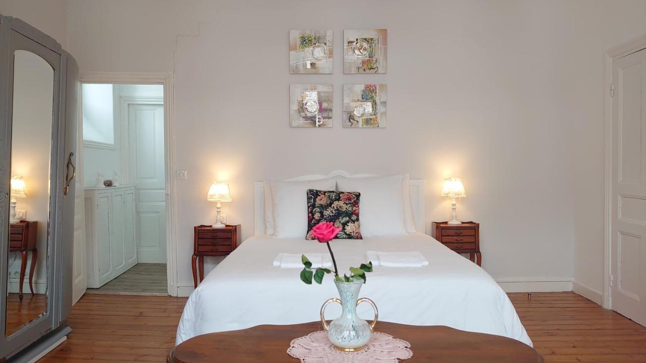 La Maison Serrurier - Chambres D'Hotes モルレー エクステリア 写真