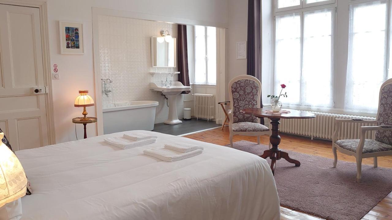 La Maison Serrurier - Chambres D'Hotes モルレー エクステリア 写真