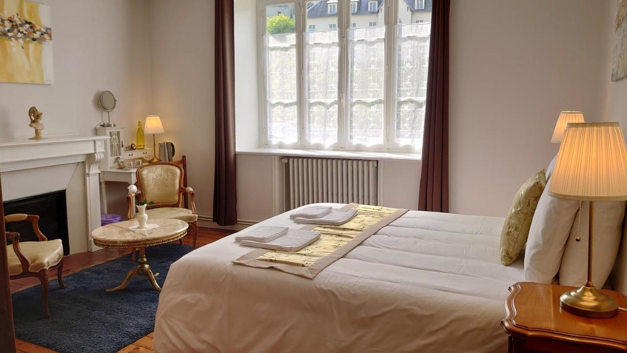 La Maison Serrurier - Chambres D'Hotes モルレー エクステリア 写真